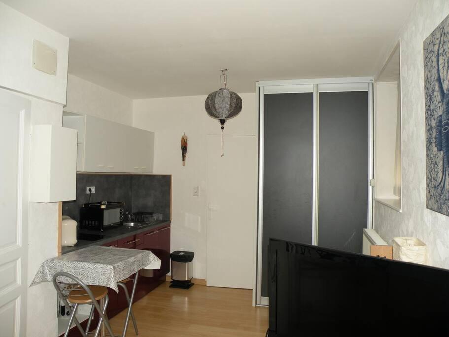 شقة Charmant Studio A Belfort Quartier Vosges المظهر الخارجي الصورة